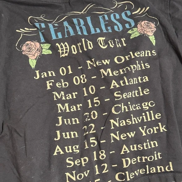 Rock & Roll Graphic Crop Top - Black - Picture 2 of 5